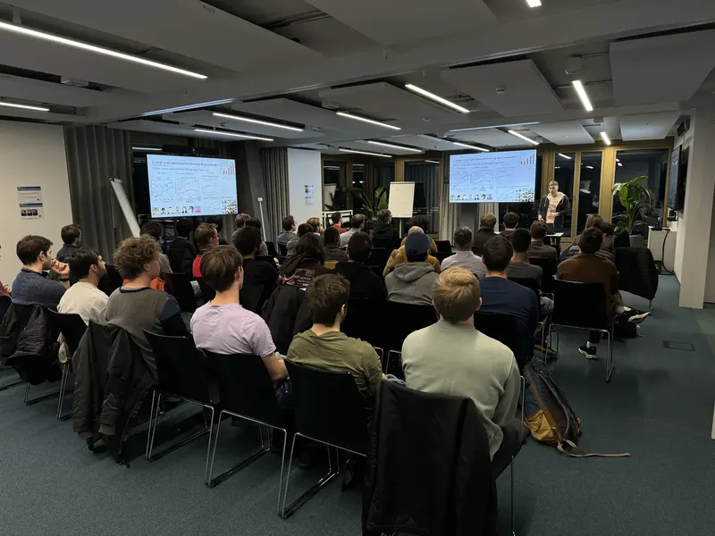 Talk and audience at ZurichNLP #6.